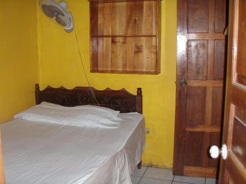 Hostal Brisas Y Olas San Juan del Sur Szoba fotó